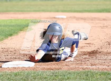 Thumbnail 1 in Oak Ridge v. Elk Grove (Oak Ridge Invitational) photogallery.