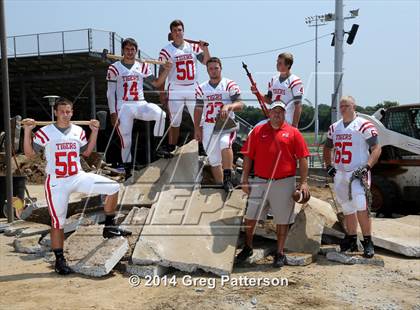 Thumbnail 1 in Fort Gibson (2014 Rivalry Series Photo Shoot) photogallery.