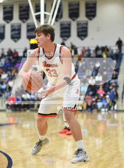 Thumbnail 3 in Hilliard Bradley vs Beavercreek photogallery.