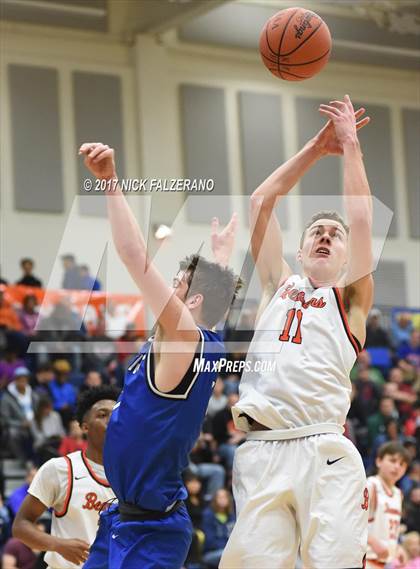 Thumbnail 1 in Hilliard Bradley vs Beavercreek photogallery.