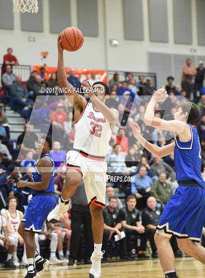 Thumbnail 2 in Hilliard Bradley vs Beavercreek photogallery.