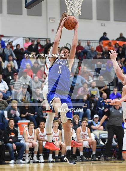 Thumbnail 3 in Hilliard Bradley vs Beavercreek photogallery.
