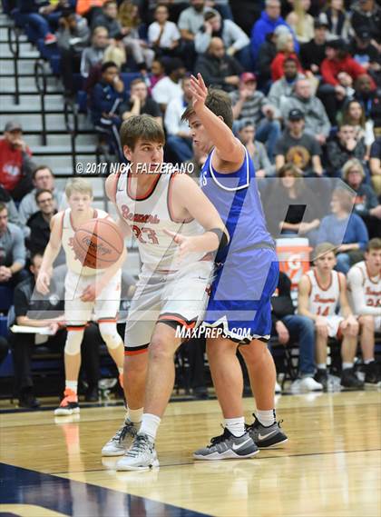Thumbnail 3 in Hilliard Bradley vs Beavercreek photogallery.