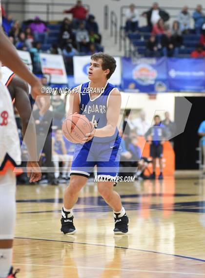 Thumbnail 3 in Hilliard Bradley vs Beavercreek photogallery.