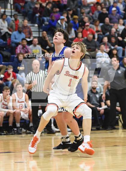 Thumbnail 1 in Hilliard Bradley vs Beavercreek photogallery.