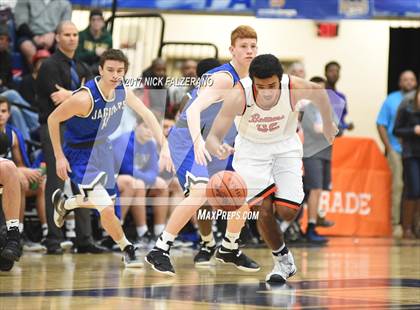 Thumbnail 2 in Hilliard Bradley vs Beavercreek photogallery.