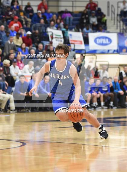 Thumbnail 3 in Hilliard Bradley vs Beavercreek photogallery.
