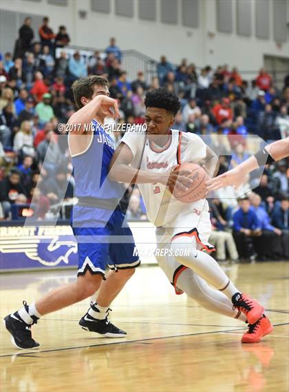 Thumbnail 2 in Hilliard Bradley vs Beavercreek photogallery.
