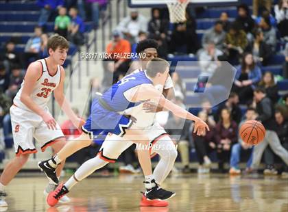 Thumbnail 2 in Hilliard Bradley vs Beavercreek photogallery.