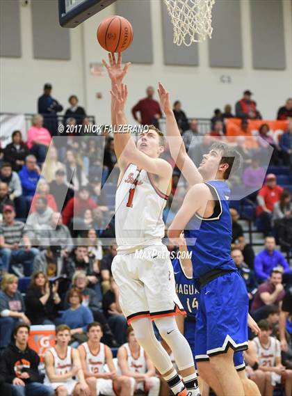 Thumbnail 3 in Hilliard Bradley vs Beavercreek photogallery.