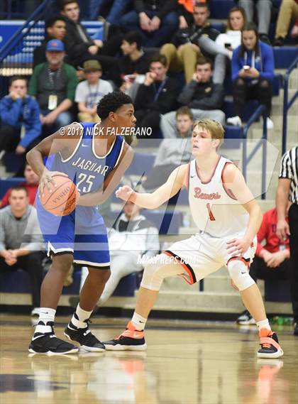 Thumbnail 3 in Hilliard Bradley vs Beavercreek photogallery.