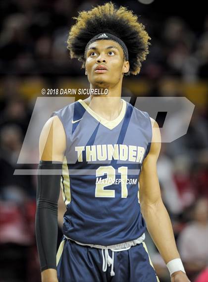 Thumbnail 2 in Desert Vista vs. Pinnacle (AIA 6A Semifinal) photogallery.