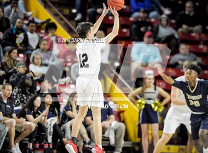 Thumbnail 2 in Desert Vista vs. Pinnacle (AIA 6A Semifinal) photogallery.