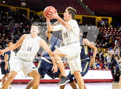 Thumbnail 2 in Desert Vista vs. Pinnacle (AIA 6A Semifinal) photogallery.