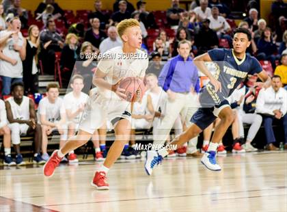 Thumbnail 2 in Desert Vista vs. Pinnacle (AIA 6A Semifinal) photogallery.