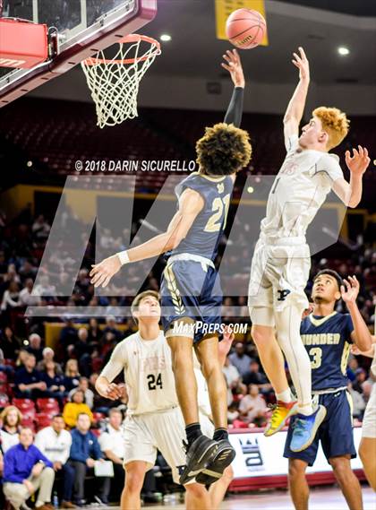 Thumbnail 1 in Desert Vista vs. Pinnacle (AIA 6A Semifinal) photogallery.