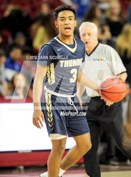 Thumbnail 3 in Desert Vista vs. Pinnacle (AIA 6A Semifinal) photogallery.
