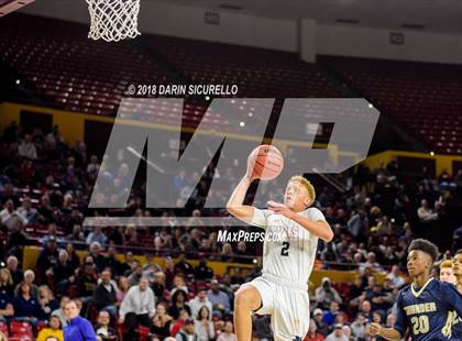 Thumbnail 3 in Desert Vista vs. Pinnacle (AIA 6A Semifinal) photogallery.