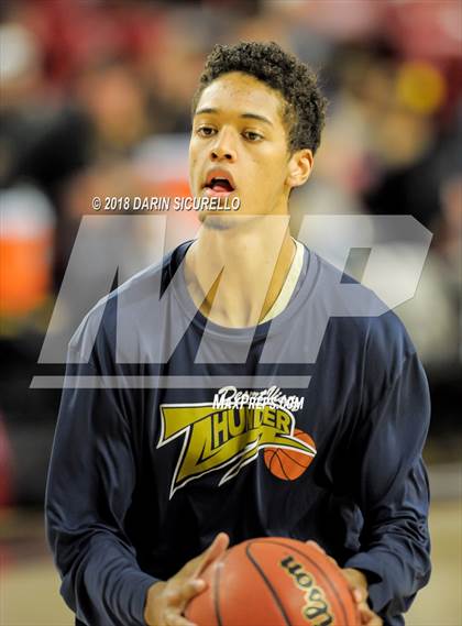 Thumbnail 2 in Desert Vista vs. Pinnacle (AIA 6A Semifinal) photogallery.