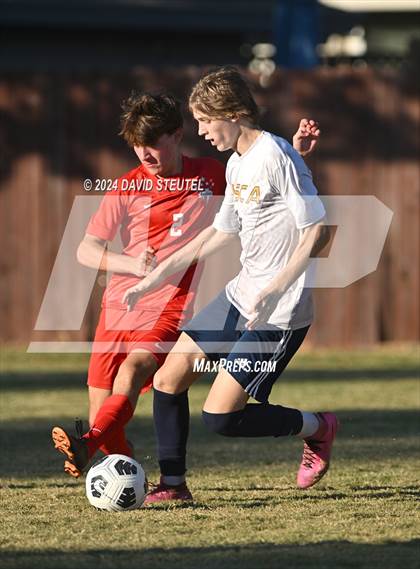 Thumbnail 2 in Western Sierra Collegiate Academy @ Sacramento Country Day photogallery.
