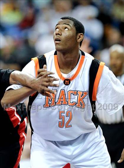 Thumbnail 1 in Westchester vs. McClymonds (CIF State D1 Final) photogallery.