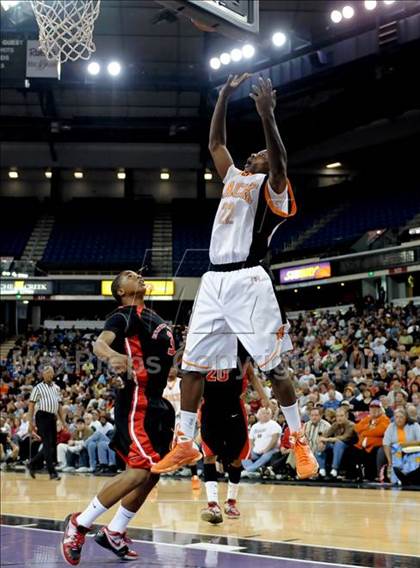 Thumbnail 1 in Westchester vs. McClymonds (CIF State D1 Final) photogallery.