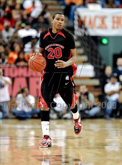 Thumbnail 3 in Westchester vs. McClymonds (CIF State D1 Final) photogallery.