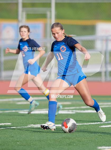 Thumbnail 3 in Redwood @ Tamalpais (MCAL Championship) photogallery.