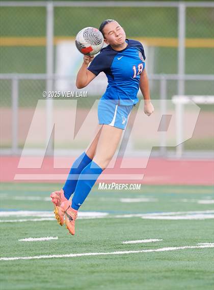 Thumbnail 1 in Redwood @ Tamalpais (MCAL Championship) photogallery.