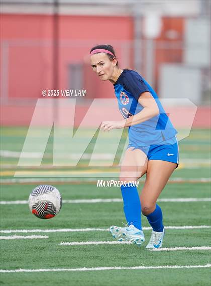 Thumbnail 2 in Redwood @ Tamalpais (MCAL Championship) photogallery.