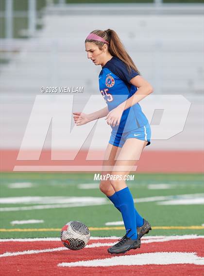 Thumbnail 2 in Redwood @ Tamalpais (MCAL Championship) photogallery.