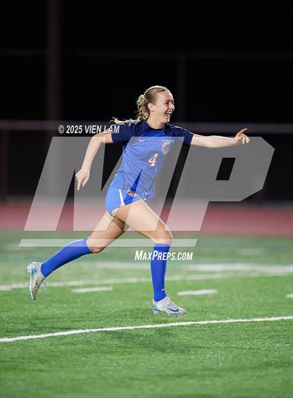 Thumbnail 3 in Redwood @ Tamalpais (MCAL Championship) photogallery.