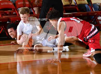 Thumbnail 1 in Orange Lutheran vs. Villa Park (Nike Extravaganza) photogallery.
