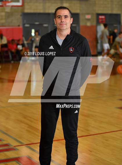 Thumbnail 3 in Orange Lutheran vs. Villa Park (Nike Extravaganza) photogallery.