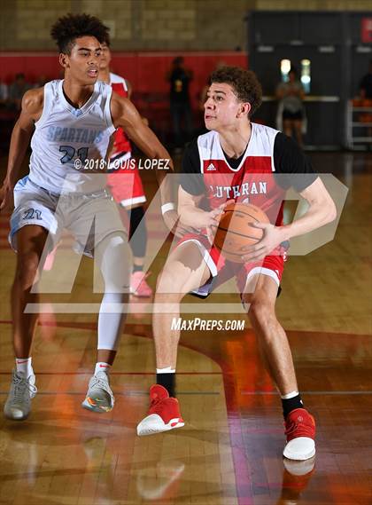 Thumbnail 2 in Orange Lutheran vs. Villa Park (Nike Extravaganza) photogallery.