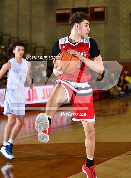 Thumbnail 1 in Orange Lutheran vs. Villa Park (Nike Extravaganza) photogallery.