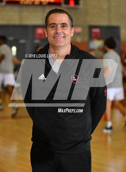 Thumbnail 2 in Orange Lutheran vs. Villa Park (Nike Extravaganza) photogallery.
