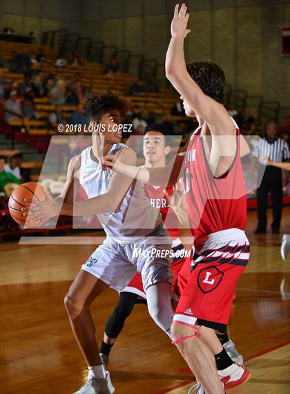 Thumbnail 2 in Orange Lutheran vs. Villa Park (Nike Extravaganza) photogallery.