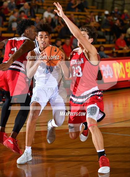 Thumbnail 1 in Orange Lutheran vs. Villa Park (Nike Extravaganza) photogallery.