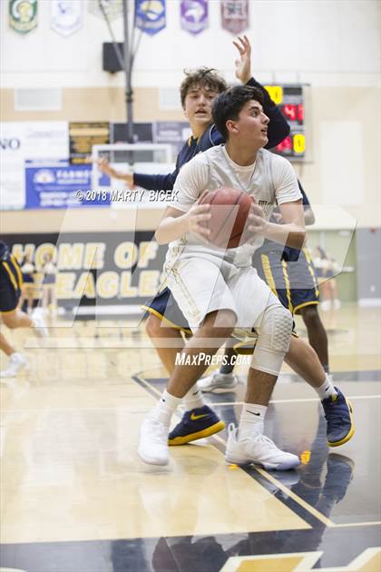 Thumbnail 3 in Gregori @ Enochs photogallery.