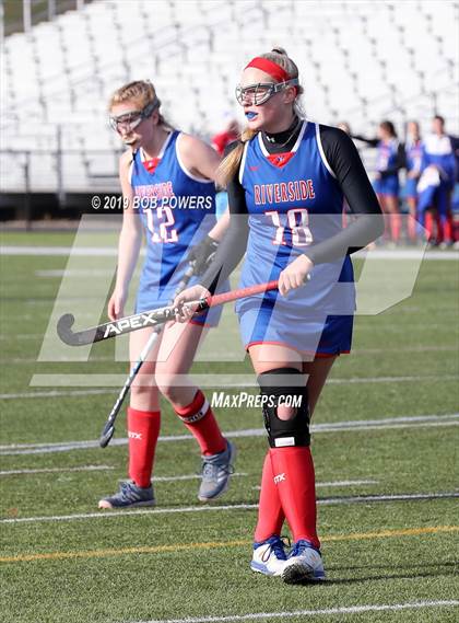 Thumbnail 1 in Cox vs Riverside (VHSL Class 5 Semifinal) photogallery.