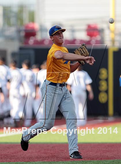Thumbnail 1 in Grandview vs. Sunnyvale (UIL 2A Regional Final Playoff) photogallery.