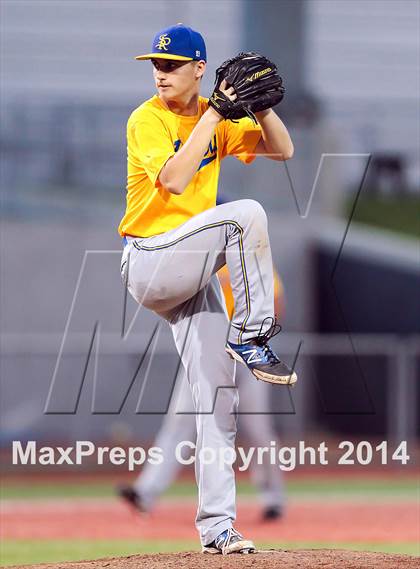 Thumbnail 3 in Grandview vs. Sunnyvale (UIL 2A Regional Final Playoff) photogallery.