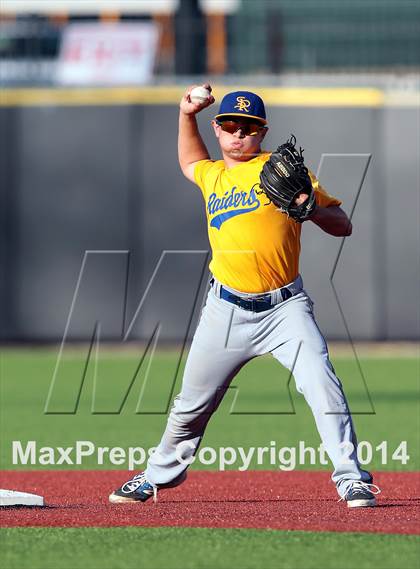 Thumbnail 2 in Grandview vs. Sunnyvale (UIL 2A Regional Final Playoff) photogallery.