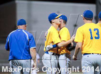 Thumbnail 2 in Grandview vs. Sunnyvale (UIL 2A Regional Final Playoff) photogallery.