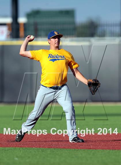 Thumbnail 3 in Grandview vs. Sunnyvale (UIL 2A Regional Final Playoff) photogallery.