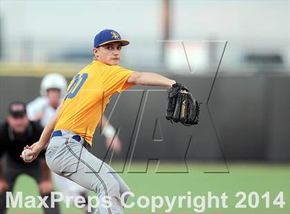 Thumbnail 1 in Grandview vs. Sunnyvale (UIL 2A Regional Final Playoff) photogallery.