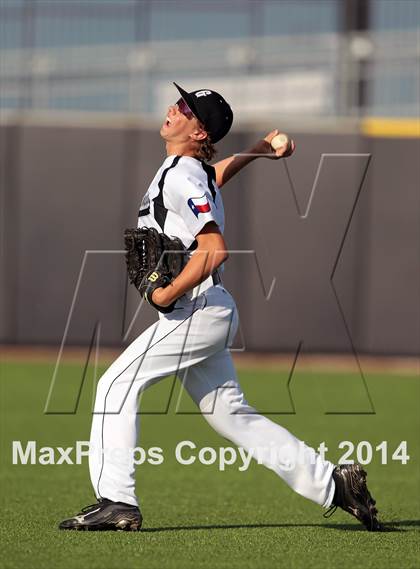 Thumbnail 3 in Grandview vs. Sunnyvale (UIL 2A Regional Final Playoff) photogallery.