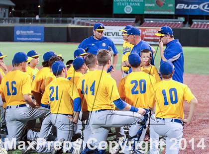 Thumbnail 3 in Grandview vs. Sunnyvale (UIL 2A Regional Final Playoff) photogallery.