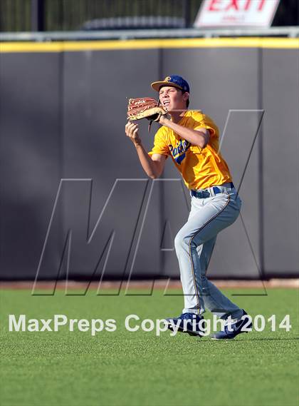 Thumbnail 2 in Grandview vs. Sunnyvale (UIL 2A Regional Final Playoff) photogallery.